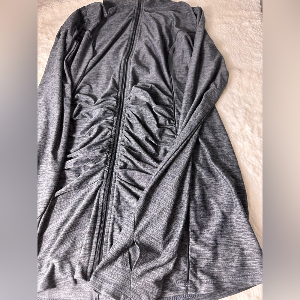 Motherhood Maternity Heather Gray Top - Picture 9 of 11